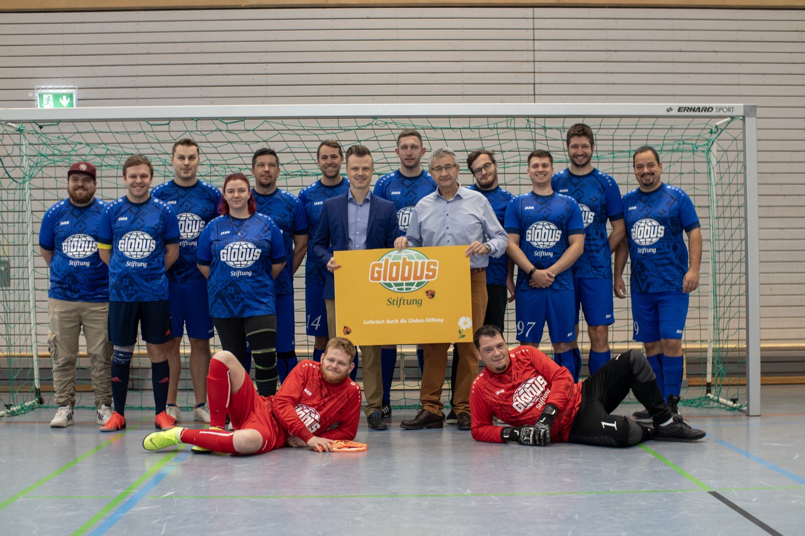 K.F.F. Mettenheim Erwachsenenteam mit Globus Stiftung